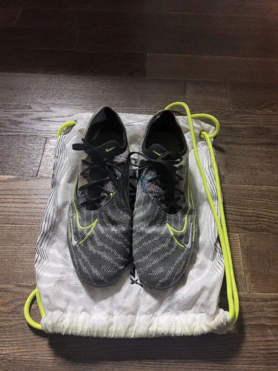 ナイキ ファントムGX エリート サッカーシューズ AG 270