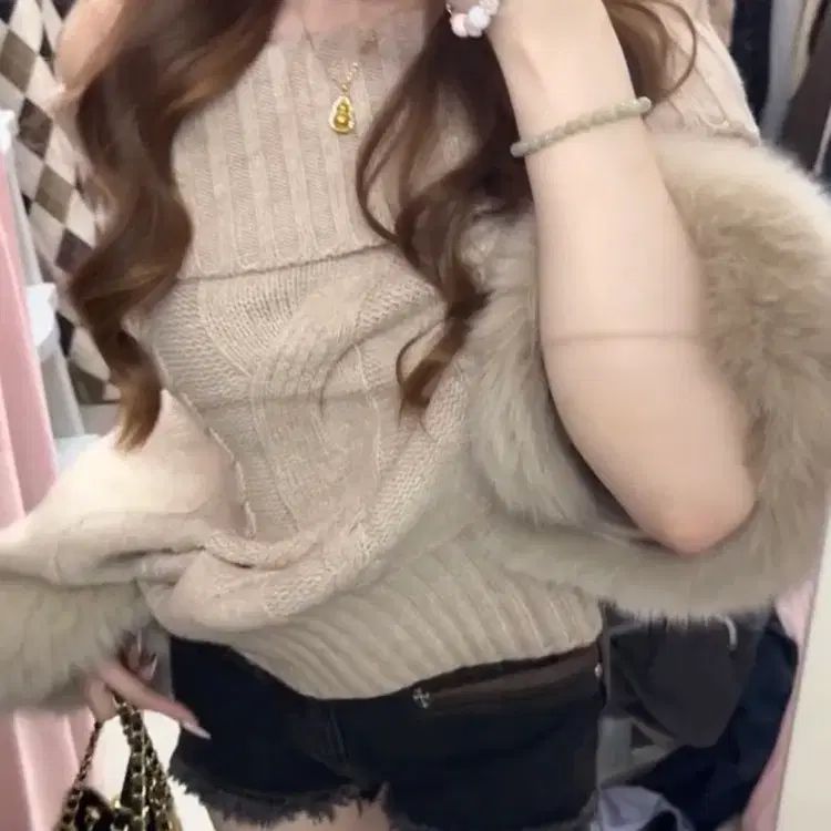 新品/*即日発送* 人気 セクシー ファー ニット オフショルダー