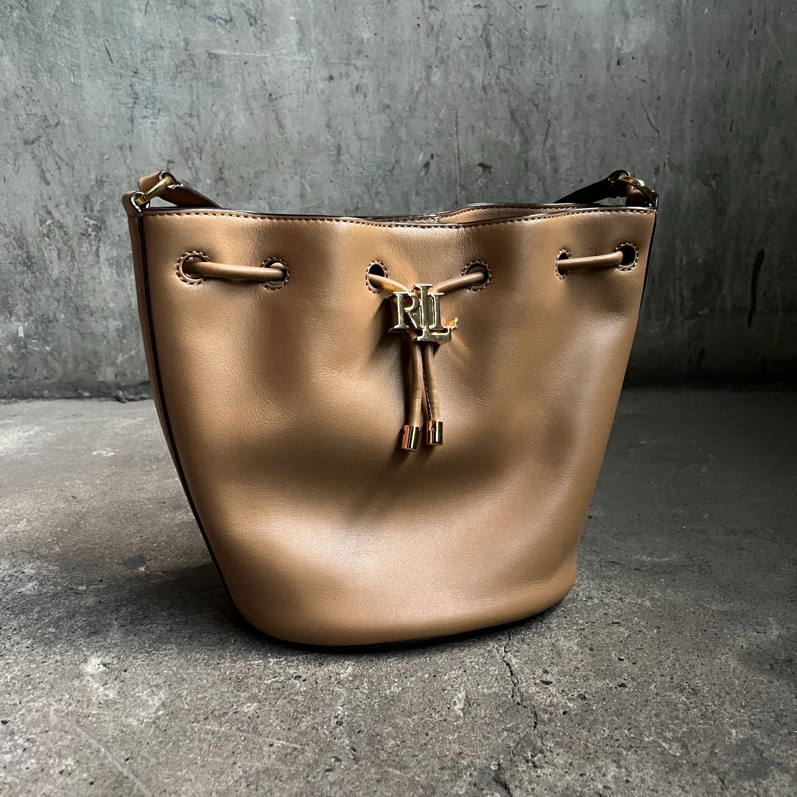Ralph Lauren Andie Drawstring Bag ラルフローレン レザー アンディ 