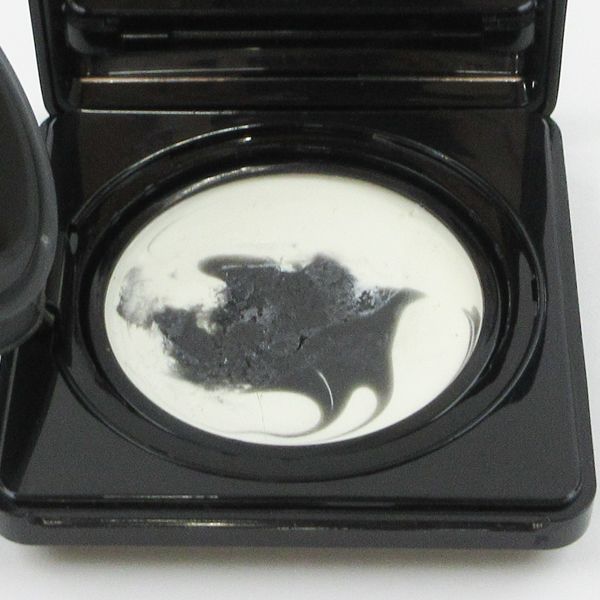 ジバンシイ ソワン ノワール UV コンパクト 12g C791 - メルカリ