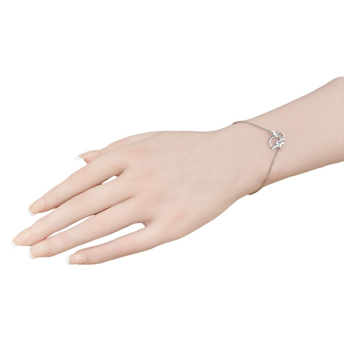 Dior ディオール 空山基 コラボ ブレスレット バングル シルバー ロゴ ディオール バングル ロゴチェーン ブレスレット Dior シルバー - メルカリ