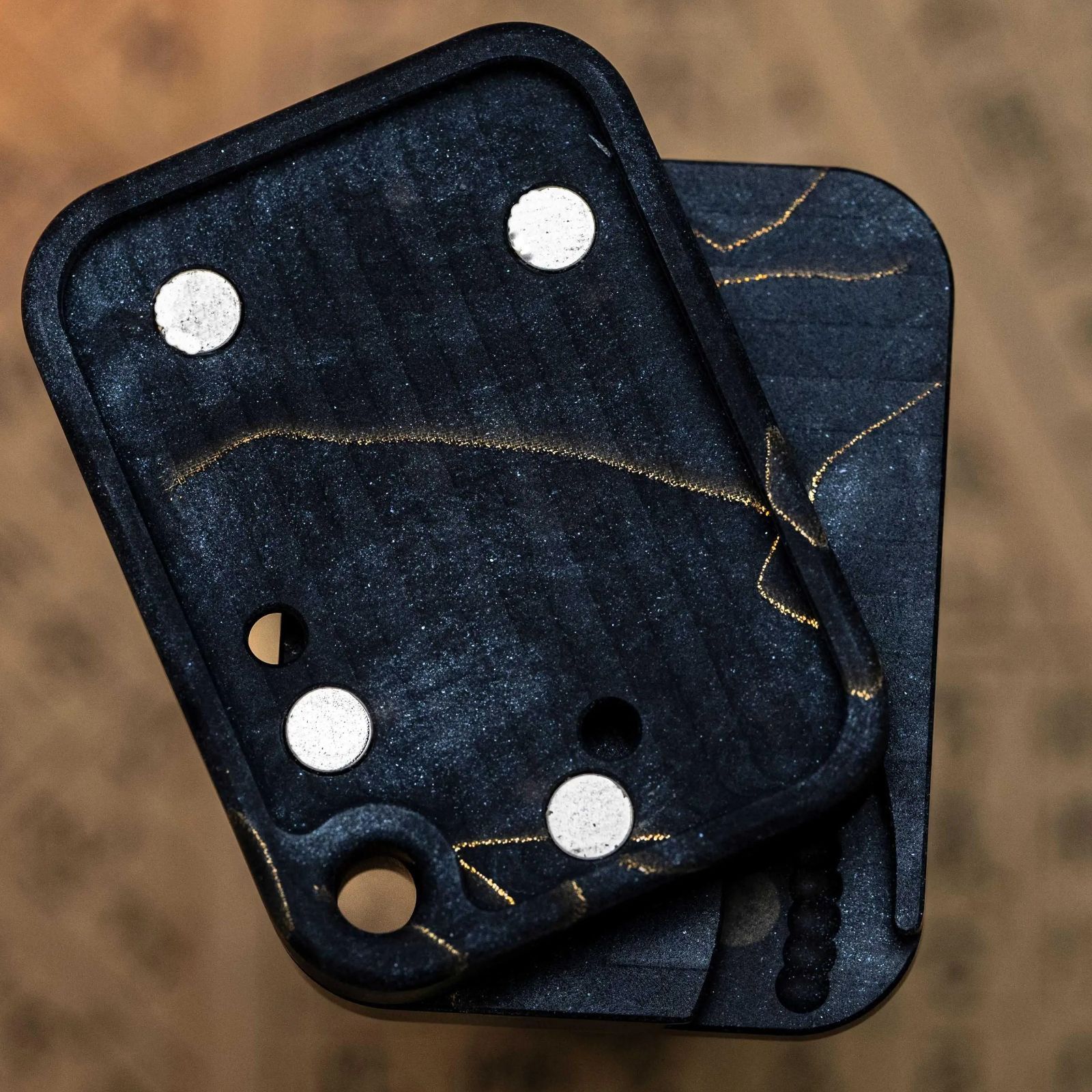 「正規品」Bpmods main body フィジェットトイ　EDC 正規品」BPMODS 価格簽 本体のみ リラックスフィジェットトイ - メルカリ