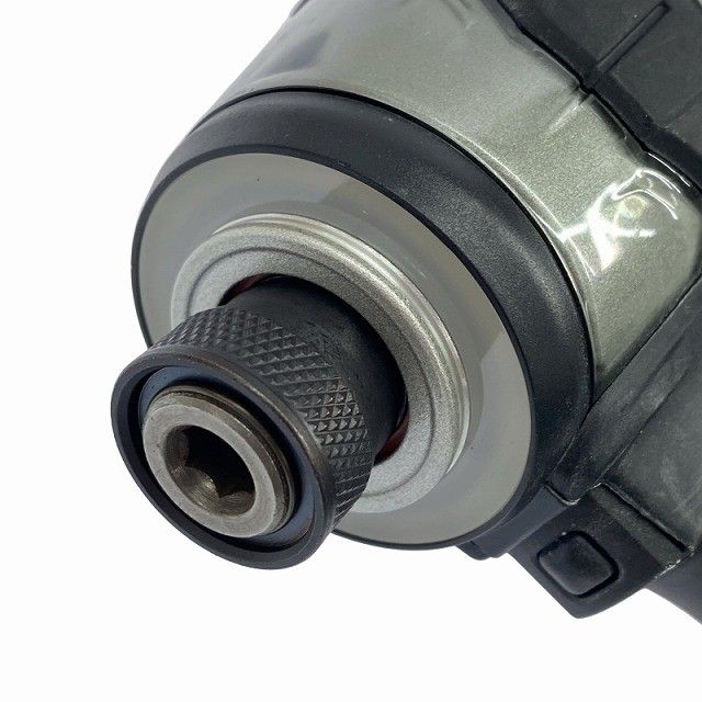 充電式インパクトドライバー 黒