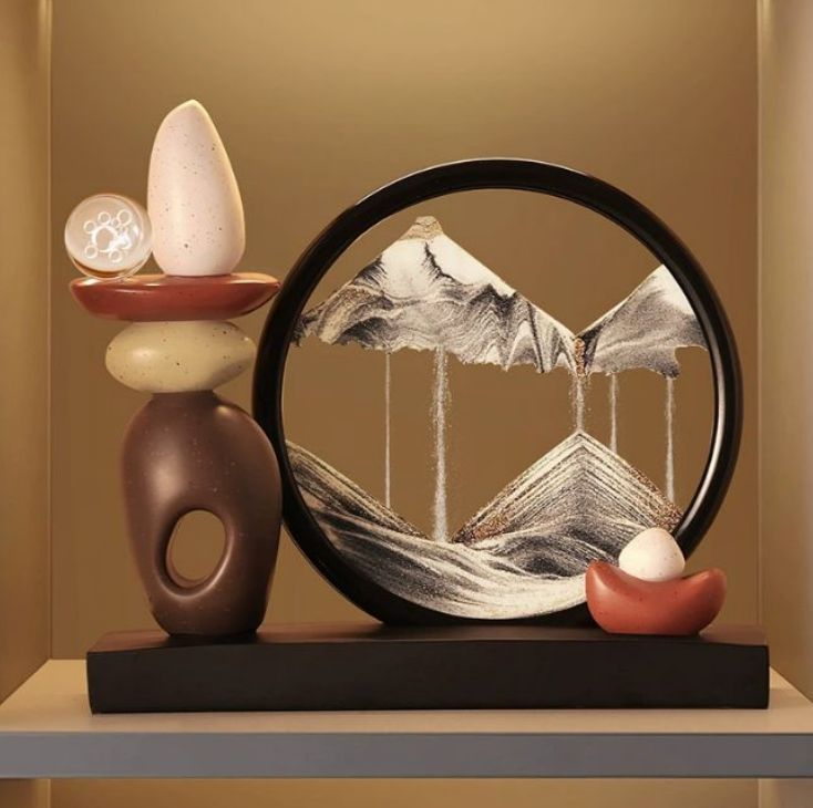 置物 オブジェ 石を積み 木製の土台 隣に円形の砂時計 ホワイト