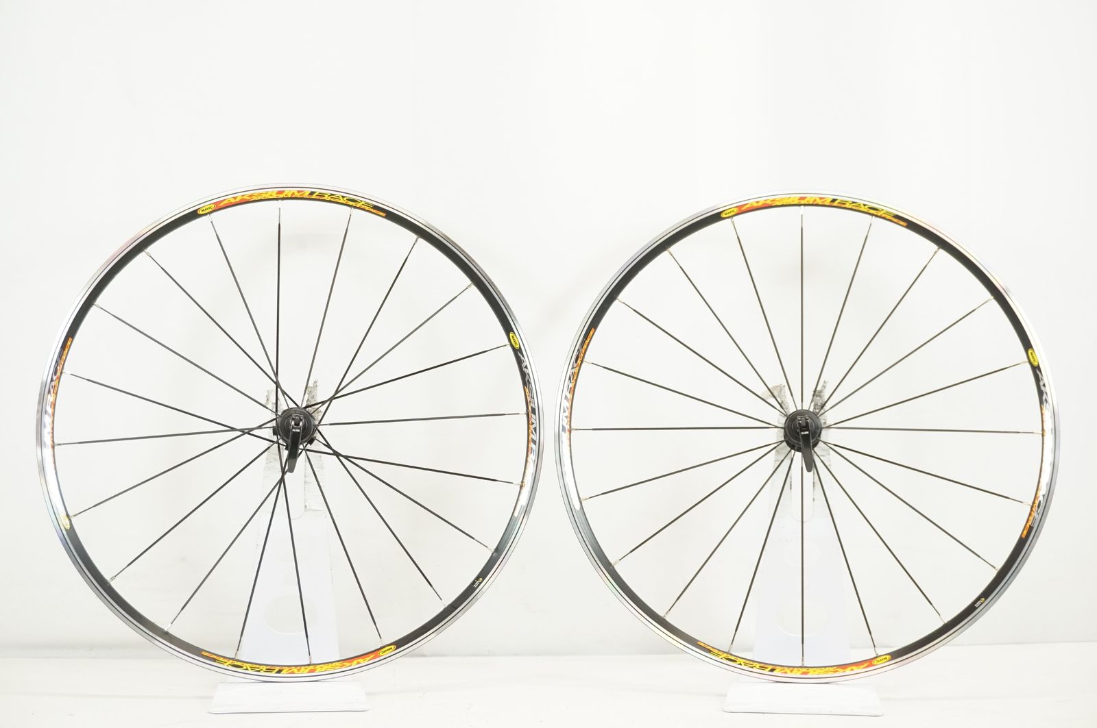 コレクション MAVIC 「マビック」 AKSIUM RACE C15 SHIMANO 11s