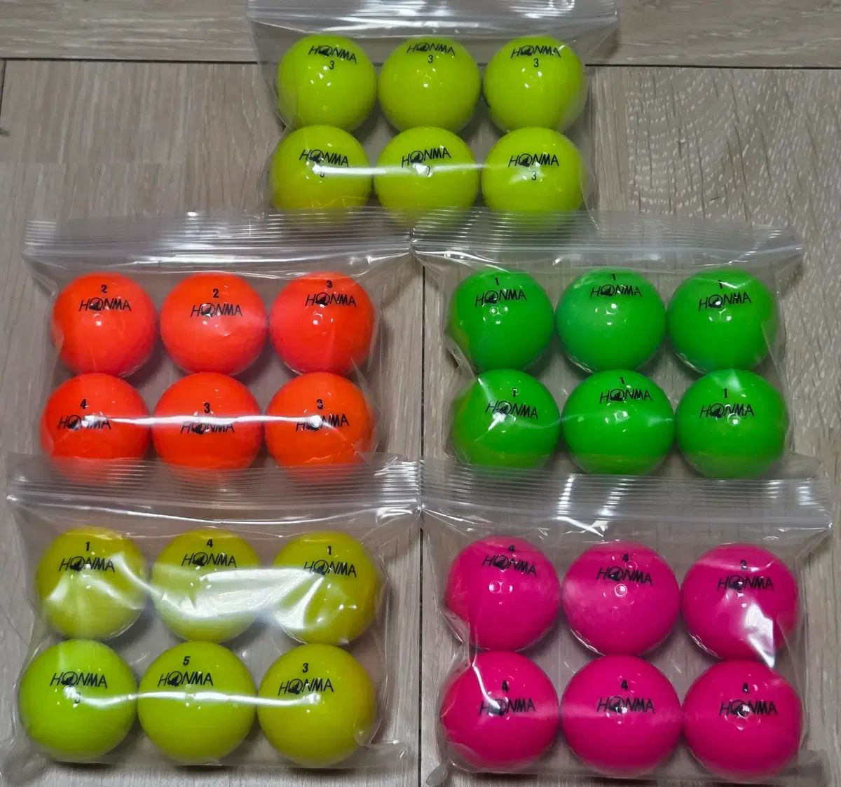 ミッキー ミニー 列車型置物 1st,2nd,3rd Anniversary