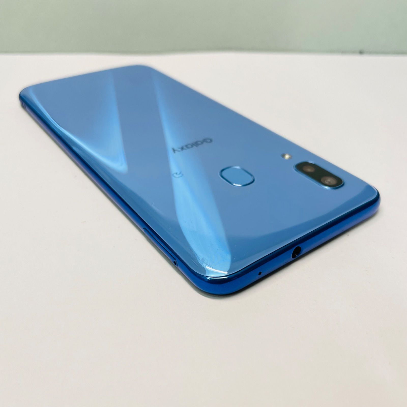 Galaxy A30 SCV43 SIMフリー19601