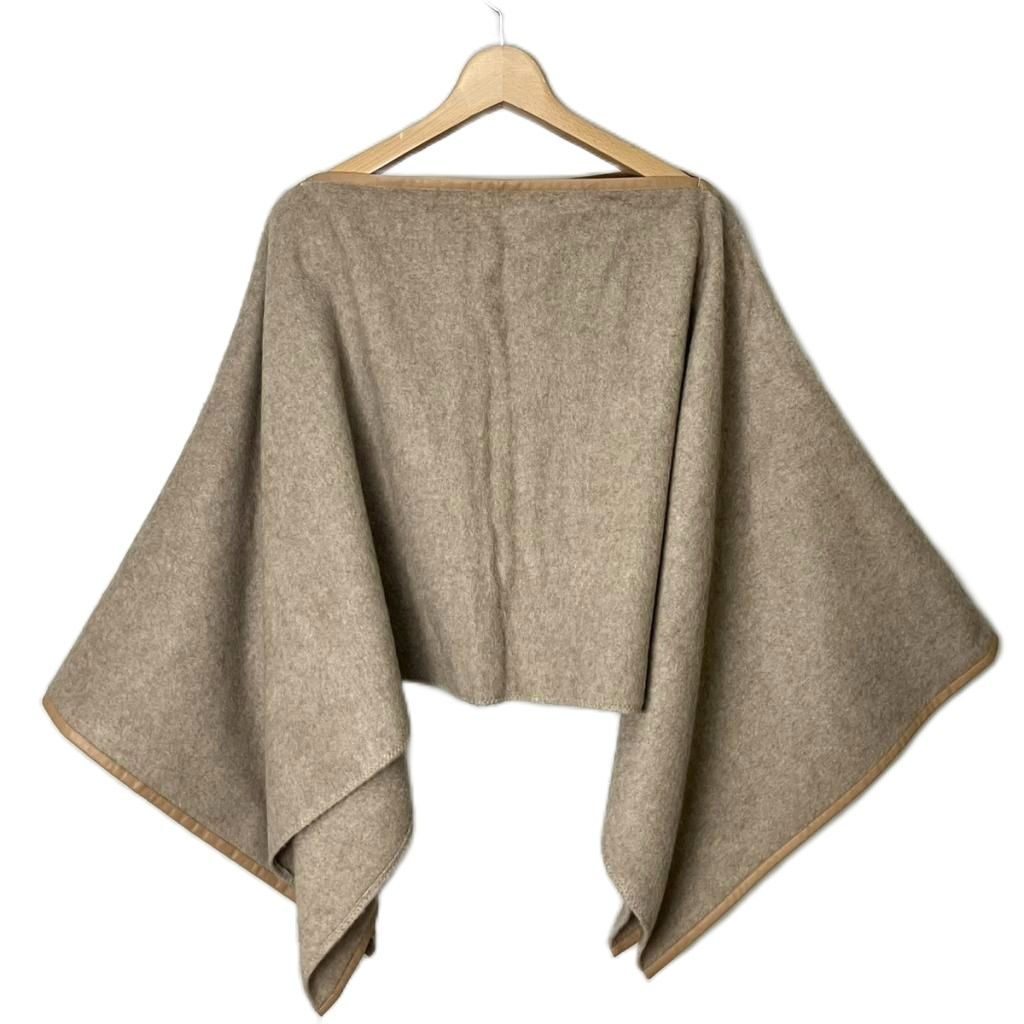 【中古】6 ROKU BEAUTY&YOUTH B&Y ロク ビューティーアンドユース カシミヤ ポンチョ ベージュ 8699-299-1099 6 ROKU BEAUTY&YOUTH B&Y ロク ビューティーアンドユース カシミヤ