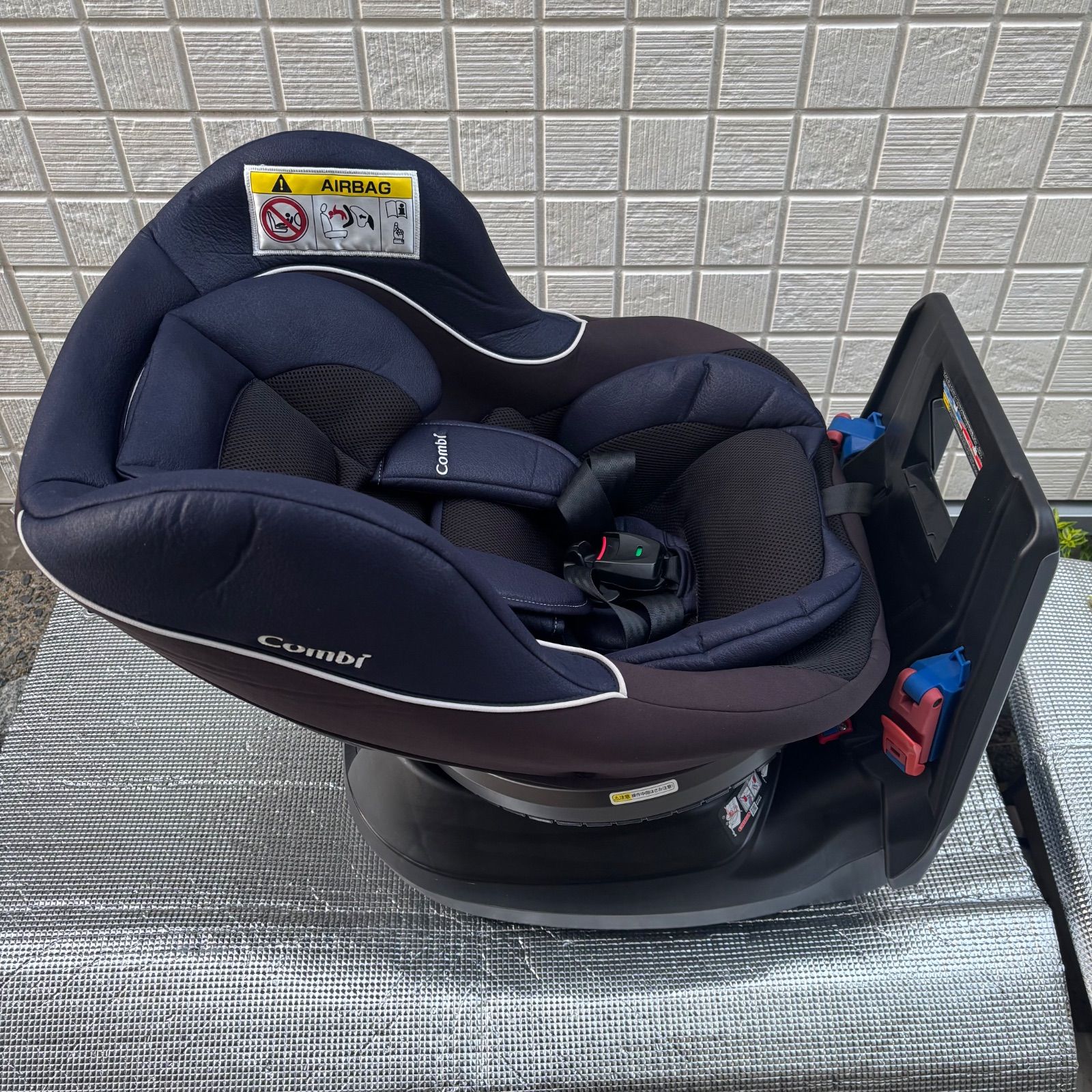 美品洗濯済 コンビ 回転式チャイルドシート ネセルターン ネクスト CG