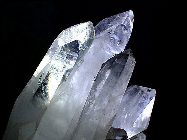 ◇超強いパワーヒマラヤ産天然水晶クラスターYT4B6/109B50D - メルカリ