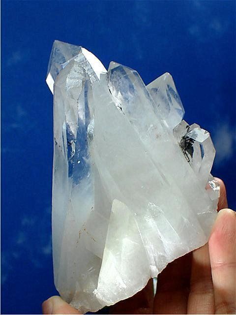 ◇超強いパワーヒマラヤ産天然水晶クラスターYT4B6/109B50D - メルカリ