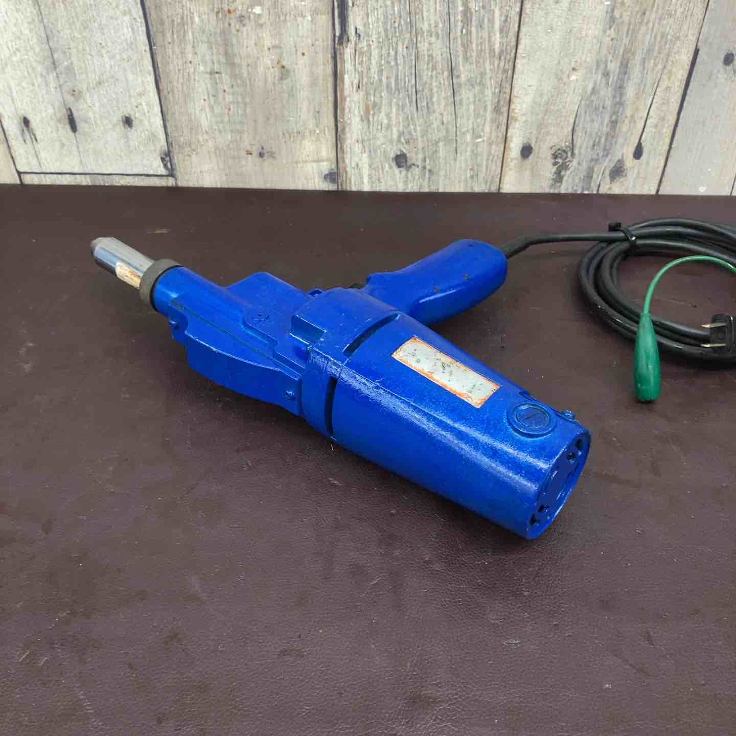 電動リベッター