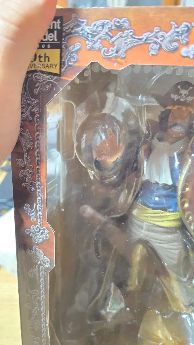 BUNZANG最安値)ONE PIECE POP DX GOLD ゴール・D・ロジャー フィギュア