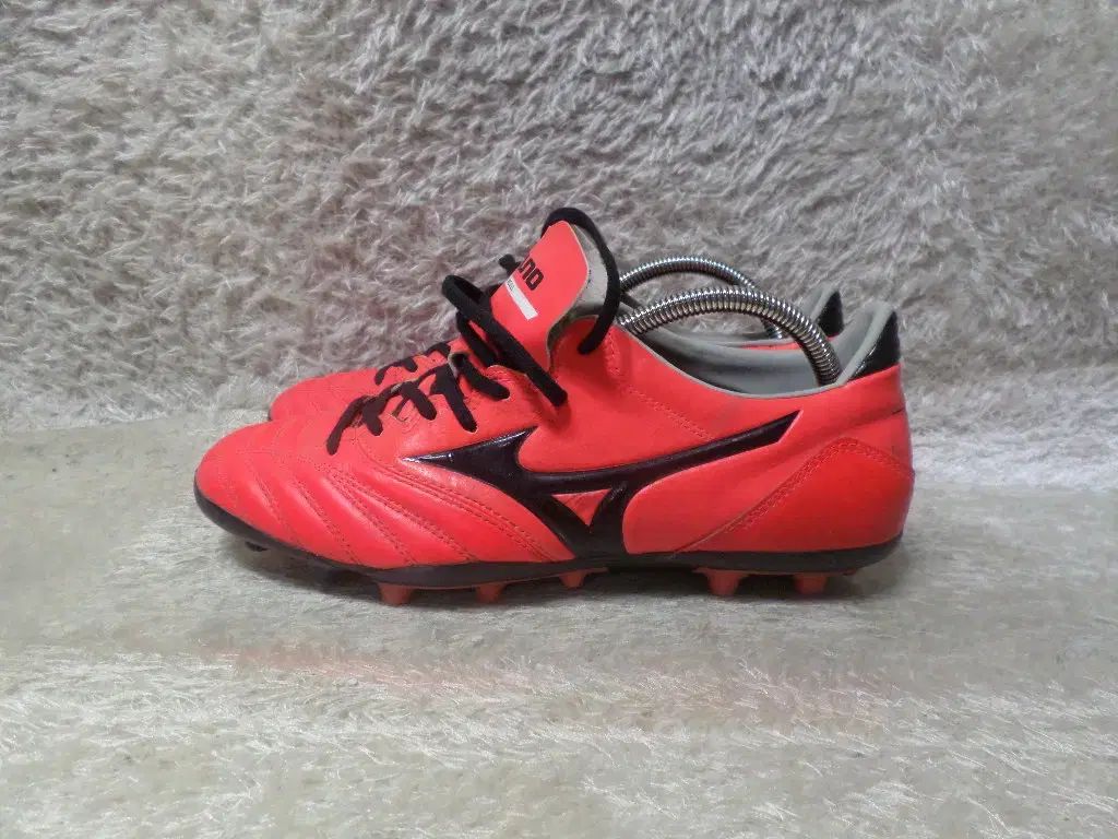 265 ミズノ モレリア NEO プロフェッショナル サッカーシューズ