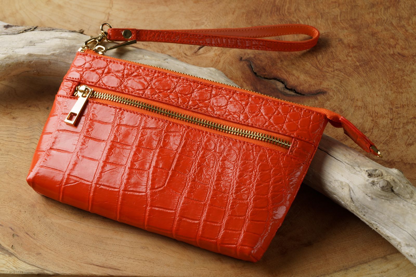 革クラッチバッグ 鮮やかオレンジ
