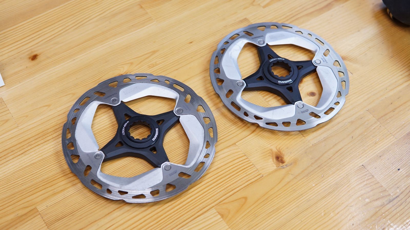 SHIMANO ULTEGRA R8000系 油圧ディスク 機械式 コンポセット - メルカリ