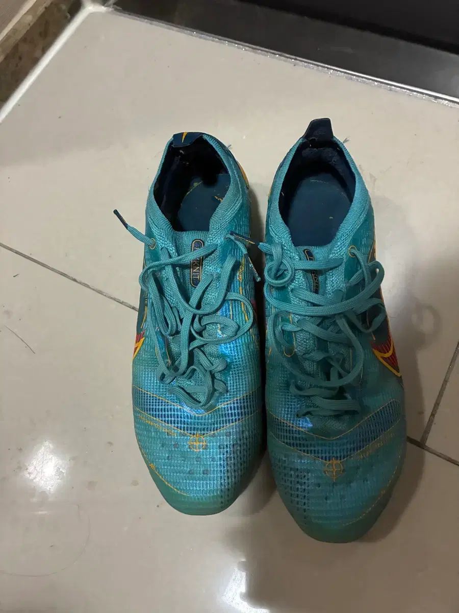 マーキュリアル ヴェイパー サッカーシューズ 255