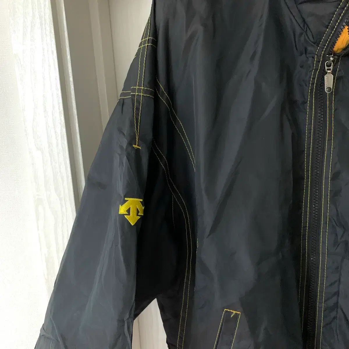 デサント ジャパン x 阪神タイガース ブルゾン ジャケット XL サイズ