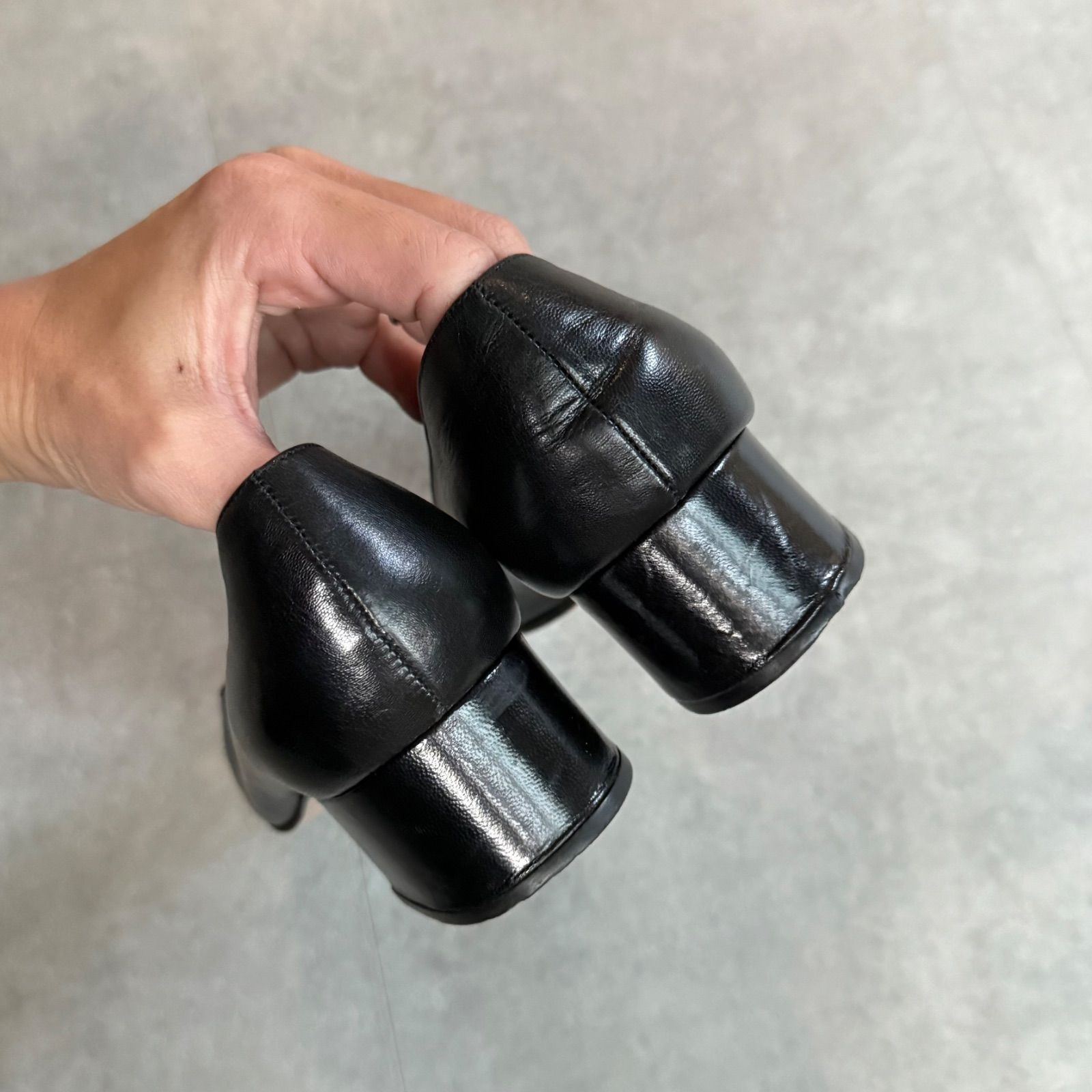 GUCCI グッチ バイカラー レザー パンプス 白黒 ビットローファー