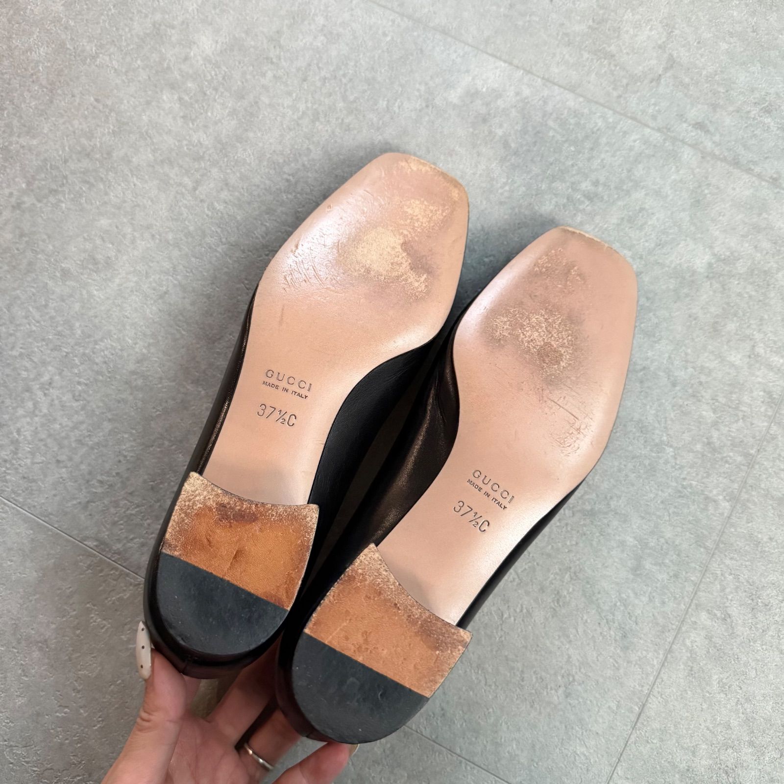 美品 GUCCI グッチ ロゴ G金具 バイカラー パンプス レザー ブラック