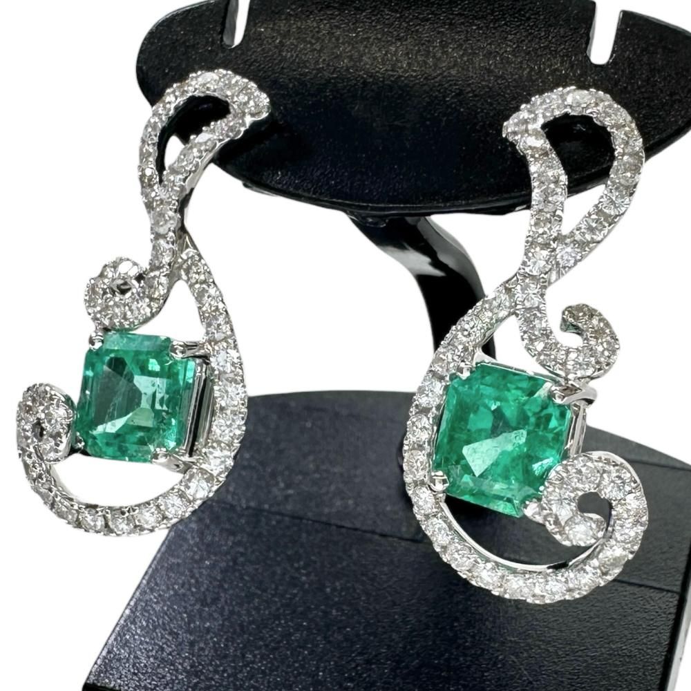 エメラルド 2.00 ct ダイヤモンド 0.82 ピアス K 18 WGホワイトゴールド 18金 4.2 g レディース NN
