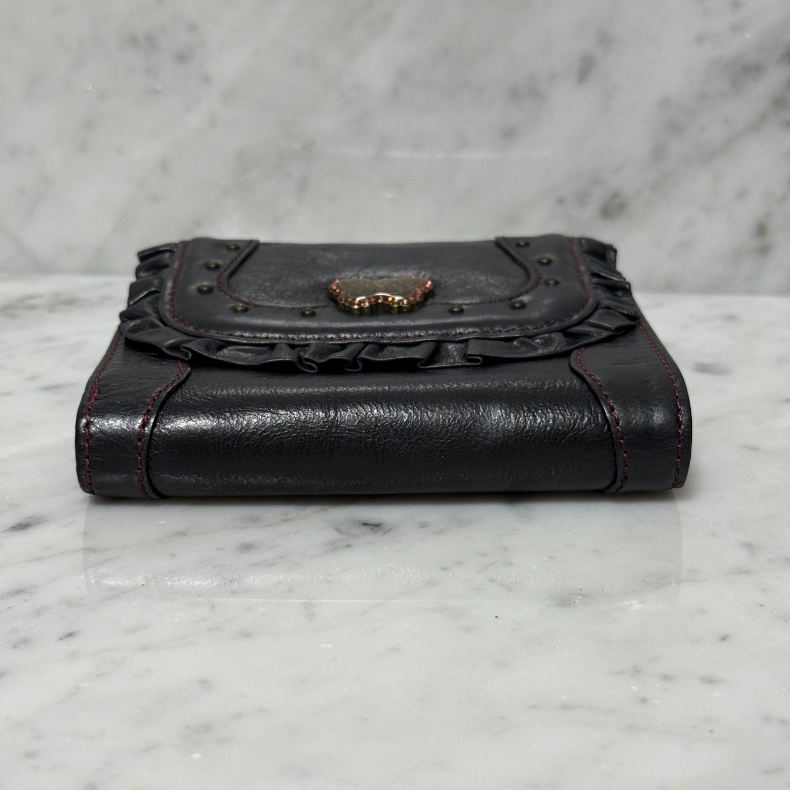 ANNA SUI アナスイ 二つ折り財布 ブラック 黒 本革 レザー がま口財布 ANNA SUI アナスイ 二つ折り財布 ブラック 黒 本革 レザー がま口財布