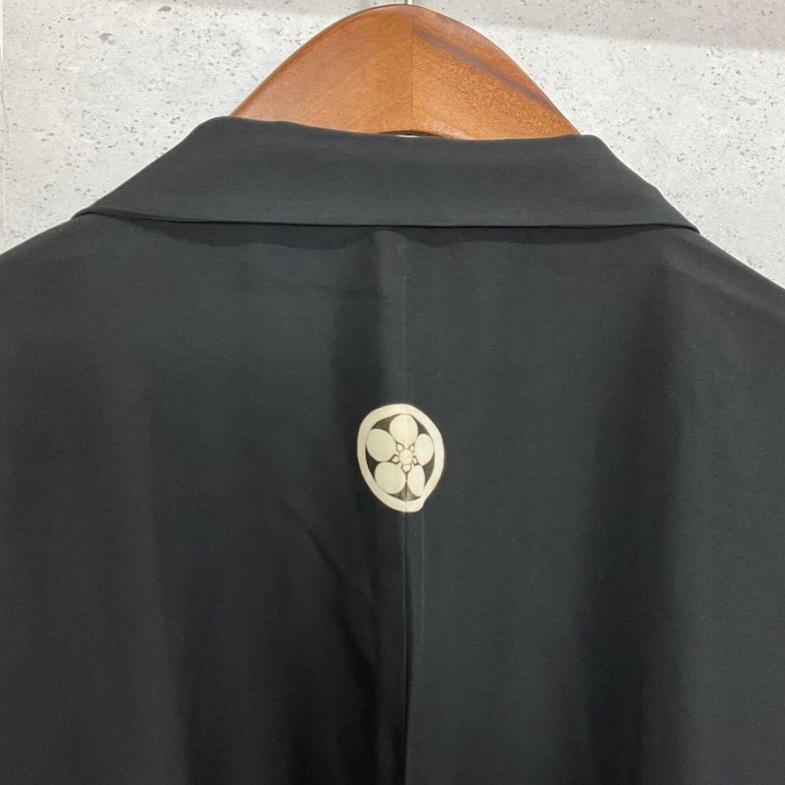 ⬛️男前屋⬛️男黒紋付⬛️アンサンブル⬛️男着物⬛️男羽織⬛️羽二重⬛️正絹⬛️五つ紋⬛️裄69丈145