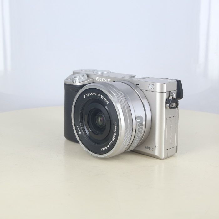 ソニー SONY α6000 シルバー パワーズームレンズ 16 50 3 5 6 キット