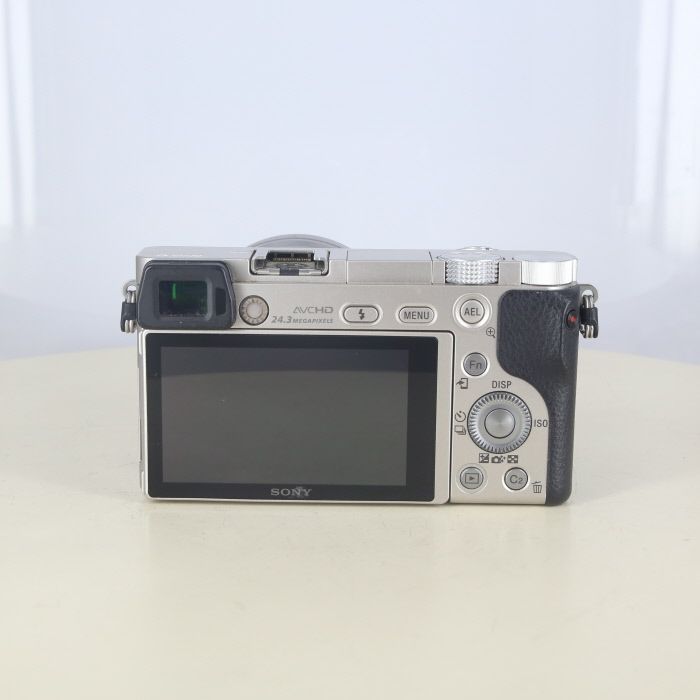 パワーズームレンズ