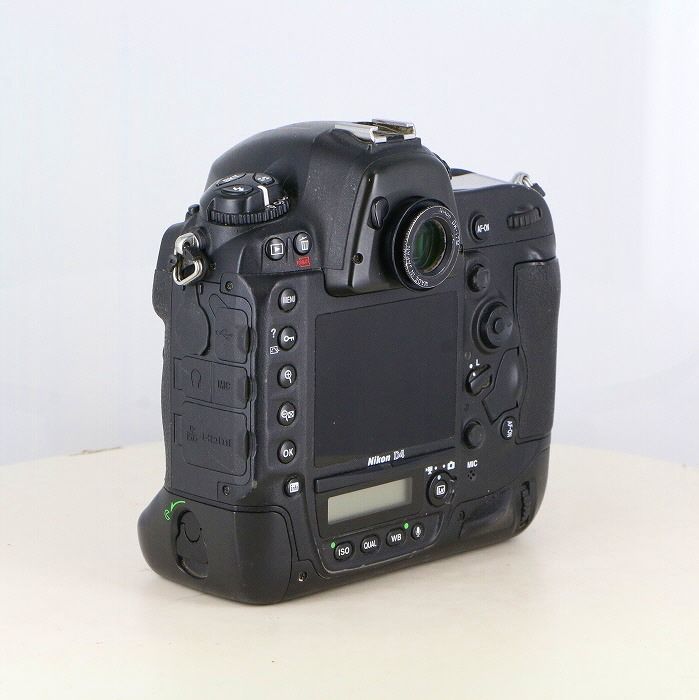 中古】(ニコン) Nikon D4 ボディ - メルカリ