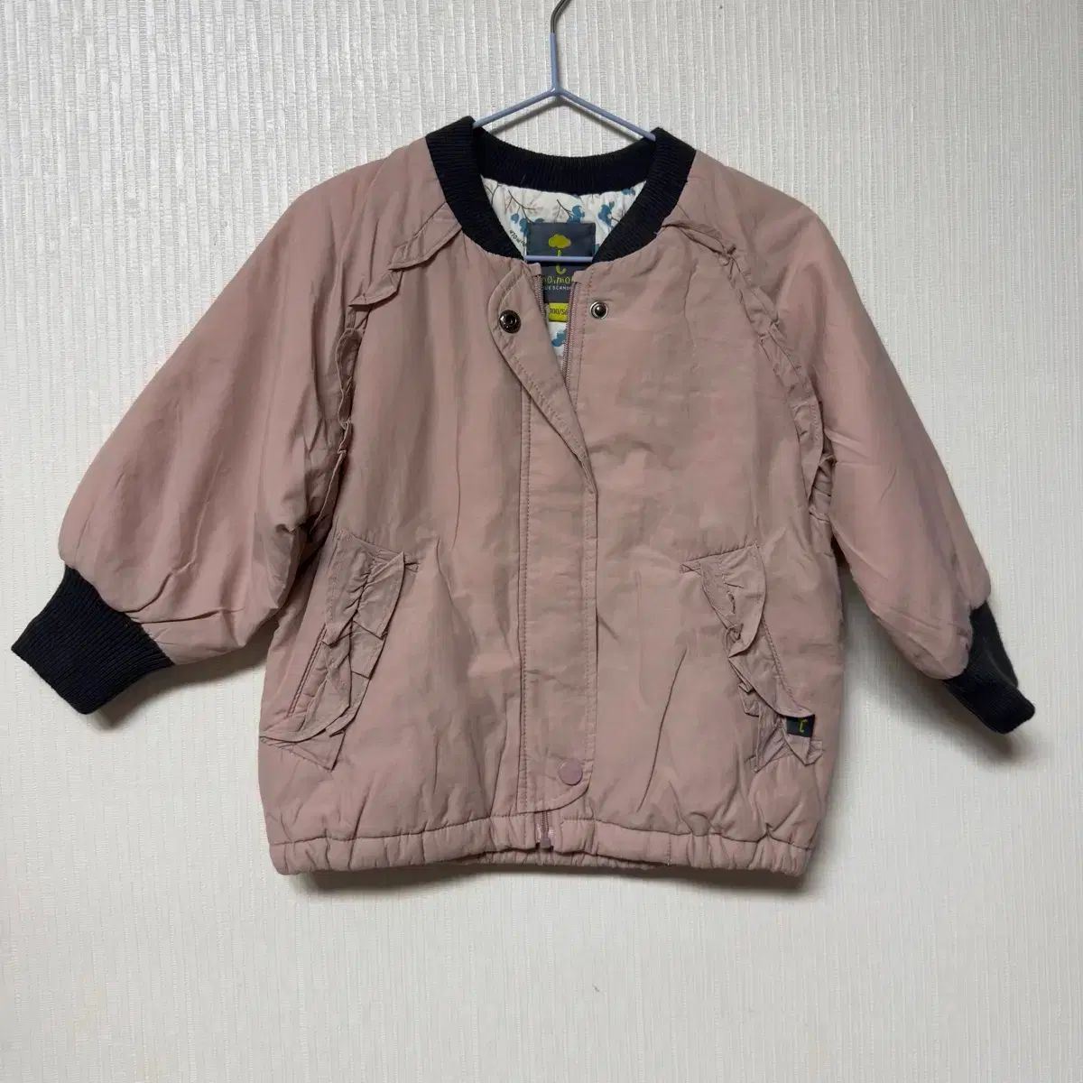 モイモルン 軽量ダウン 100 ㅇ