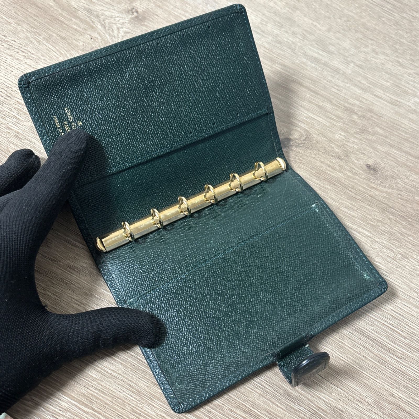 LOUIS VUITTON ルイヴィトン タイガ 手帳カバー グリーン - メルカリ