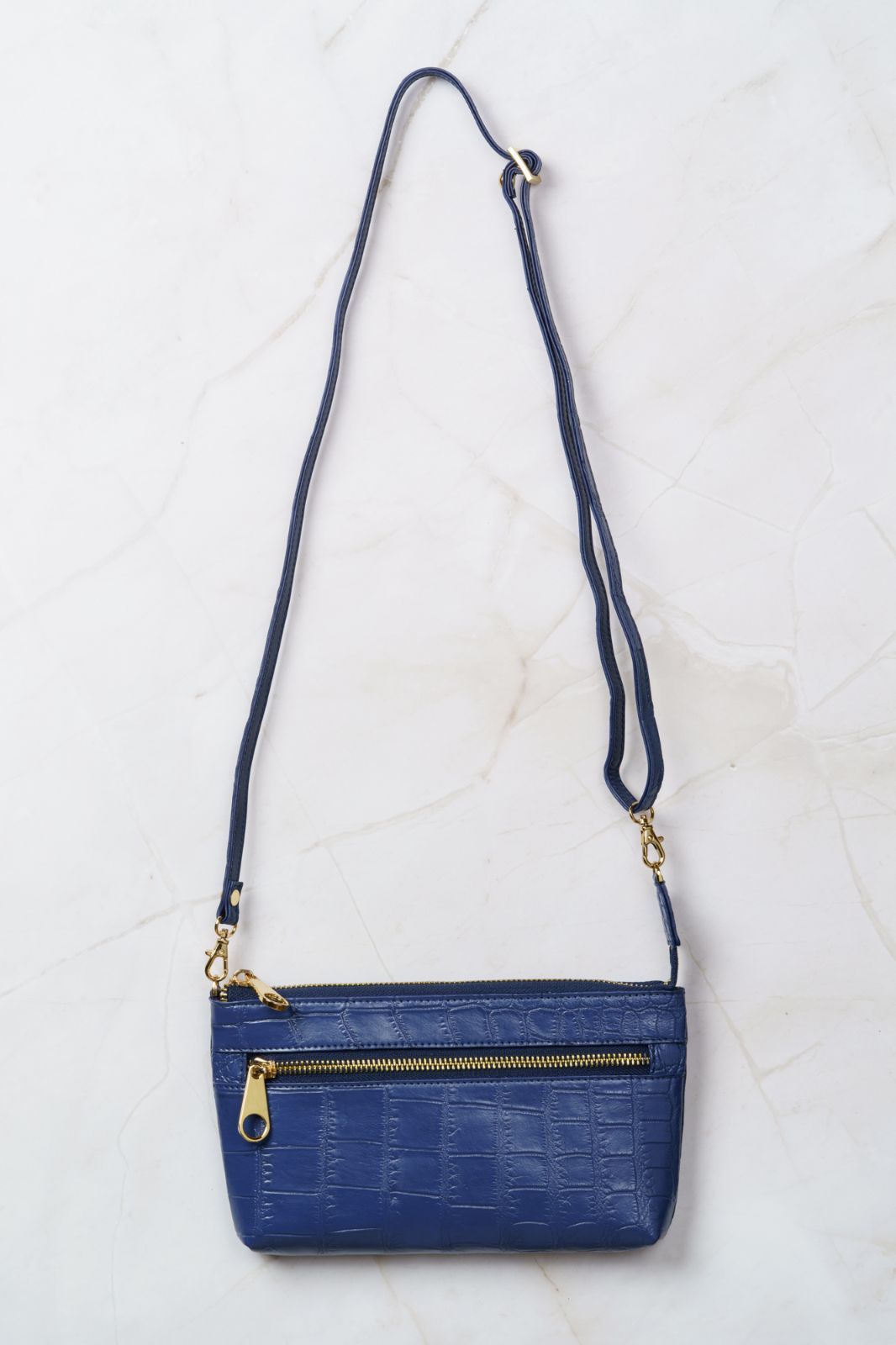 クロコダイル ブルーの輝き