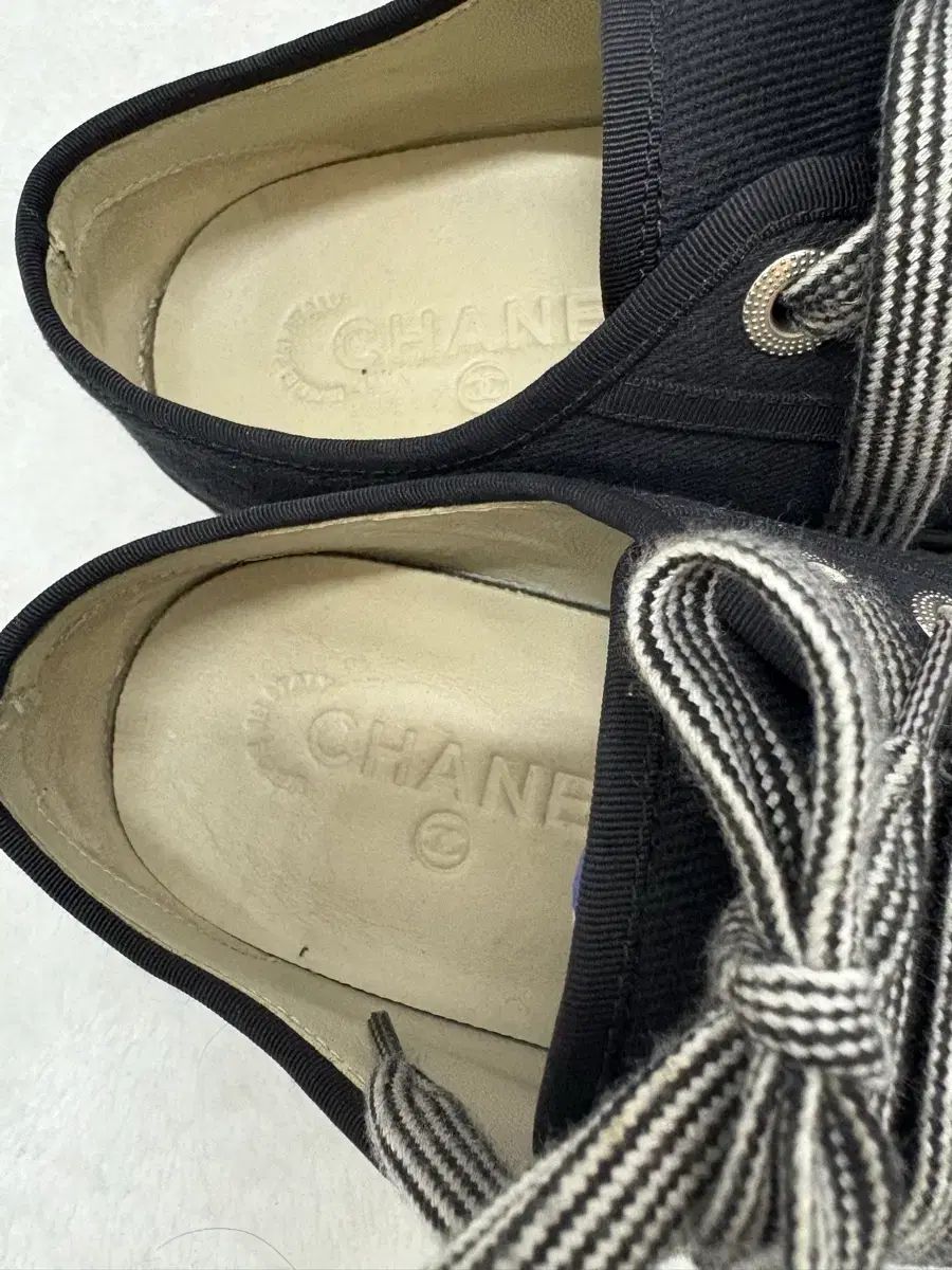 シャネル ブラック