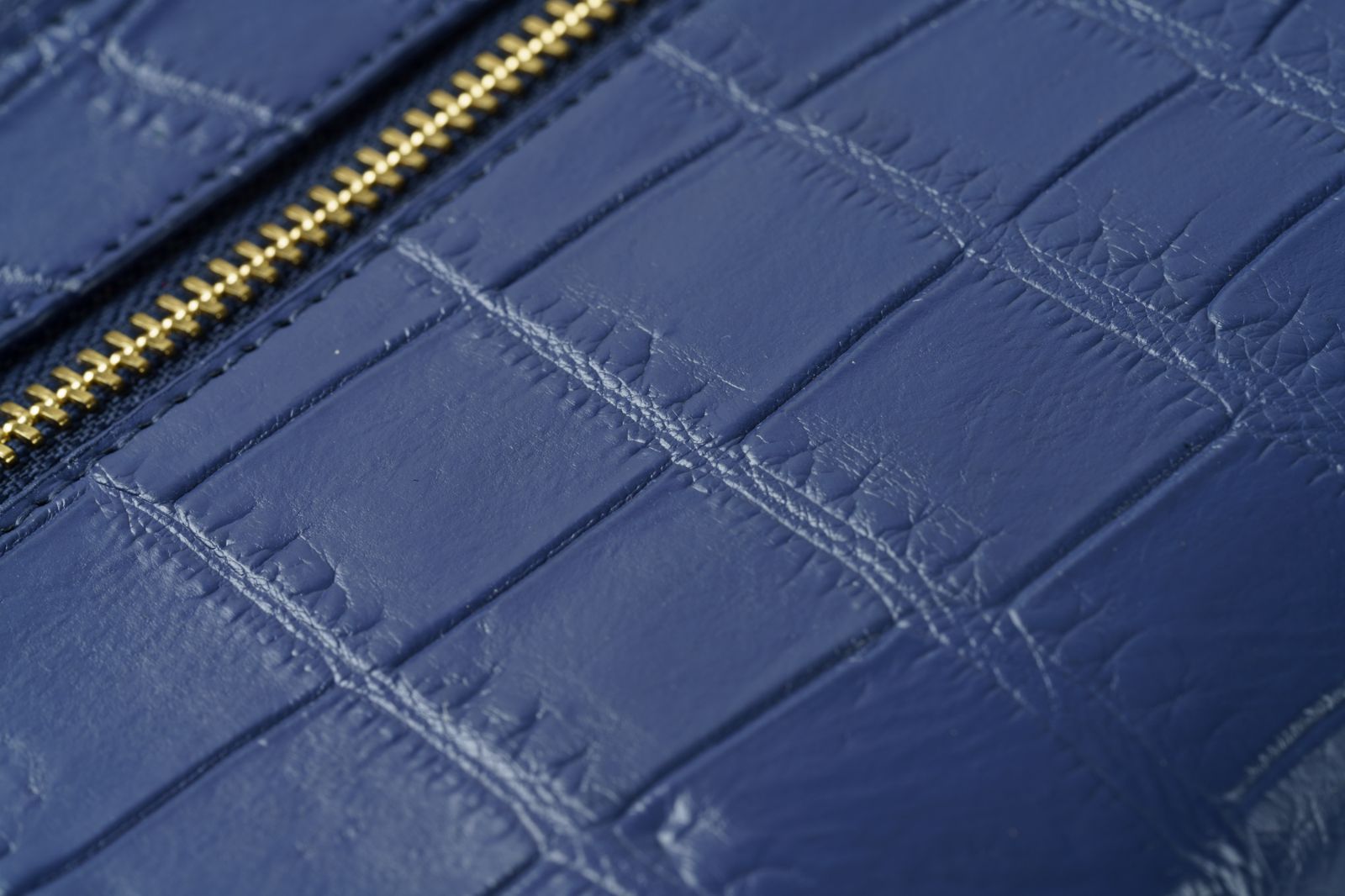 ショルダー付き