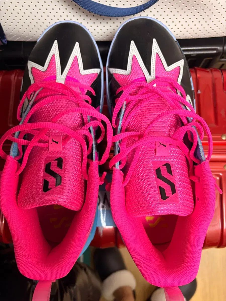 プーマ MB 03 ピンク バスケシューズ