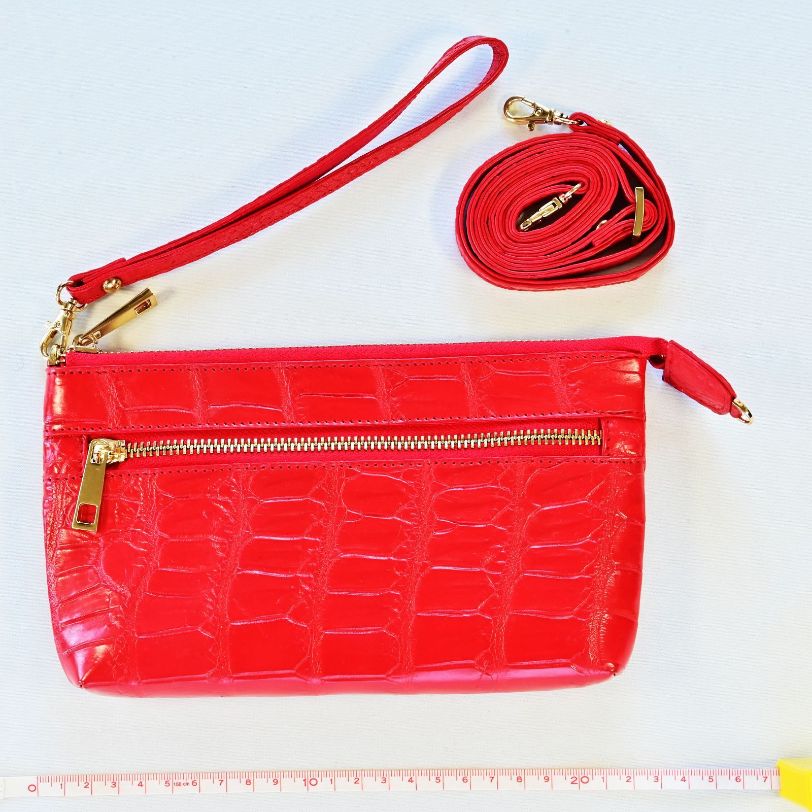クロコダイル×深紅の輝き 強運を呼ぶ4 WAYレッドポーチ クラッチ ショルダー対応