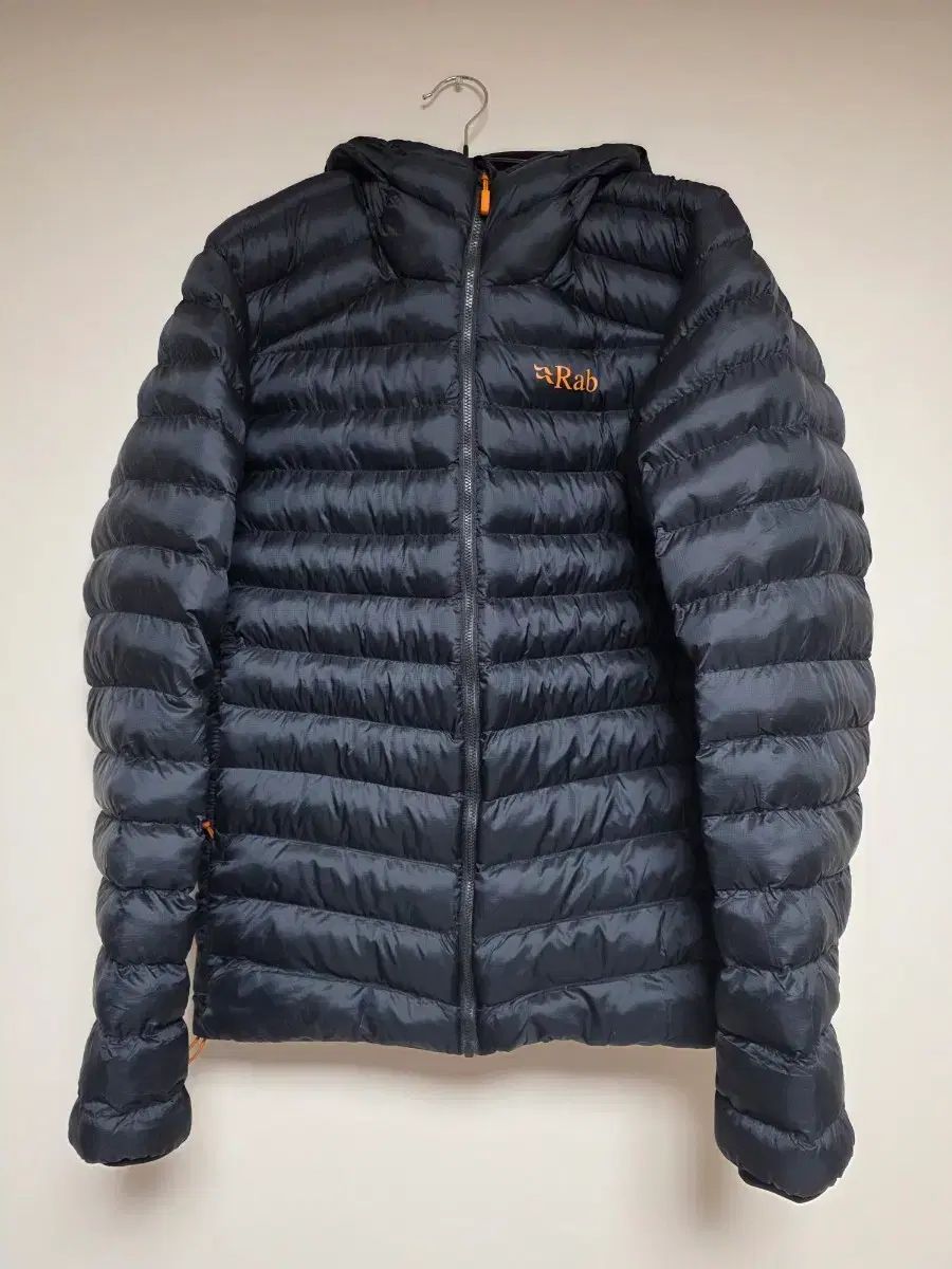 ラップ シーラス アルパイン IN ジャケット ベルーガ Mサイズ