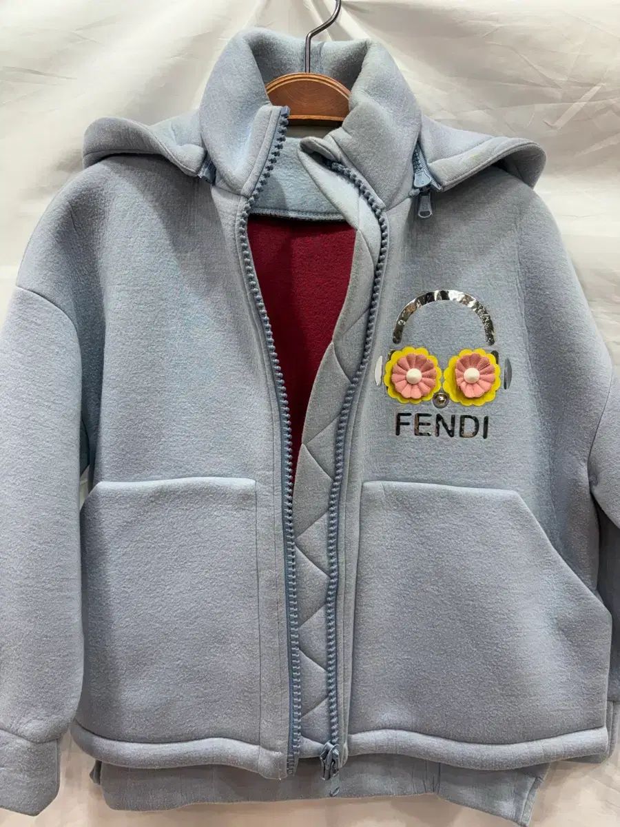 FENDI フェンディ フラワー装飾 ジップアップ ジャケット 6 A 130
