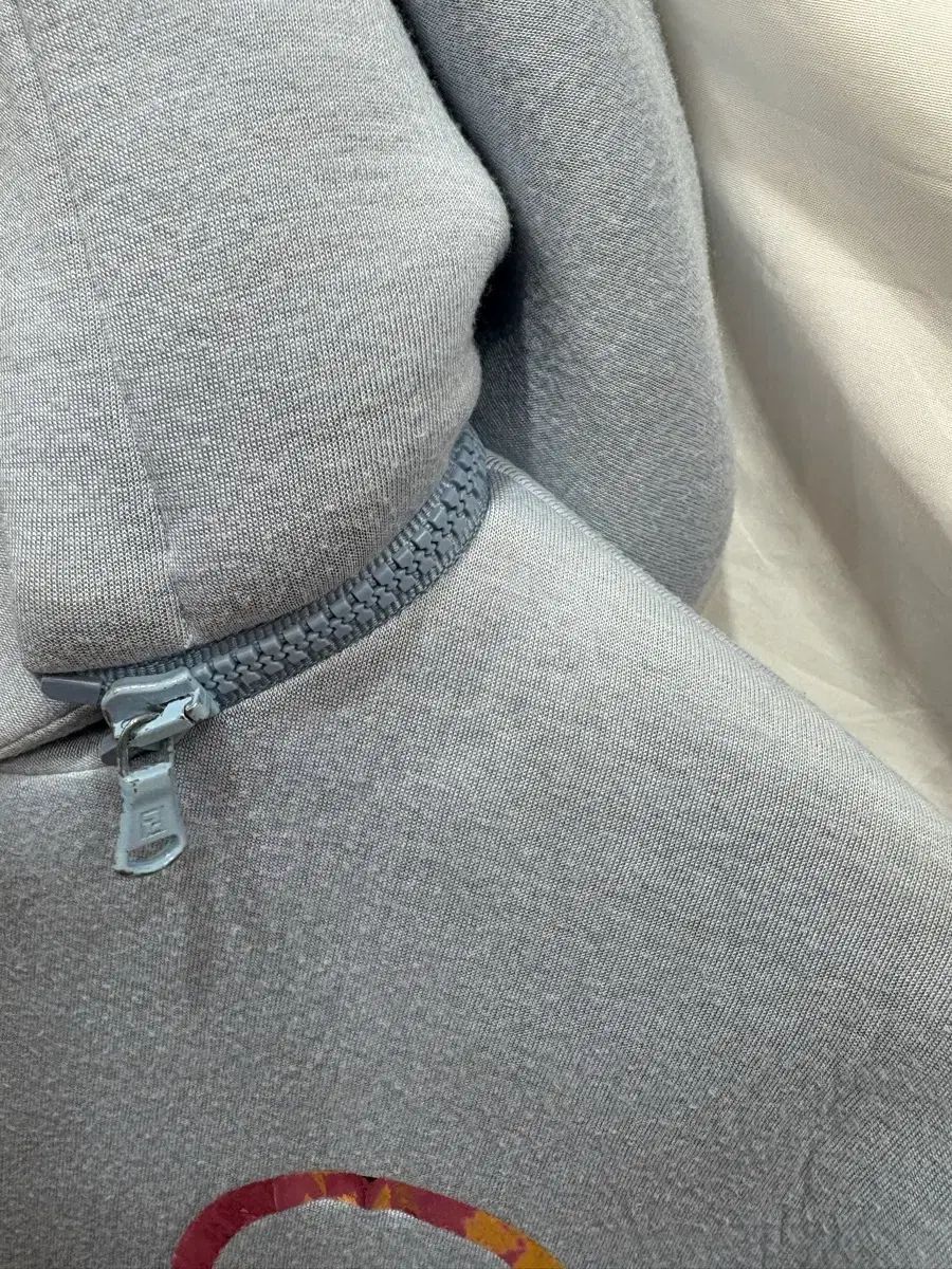  FENDI フェンディ フラワー装飾 ジップアップ ジャケット 6 A 130 その他 ジャケット ブルゾン