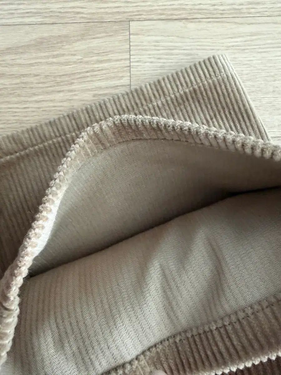 ムンダル コーデュロイ