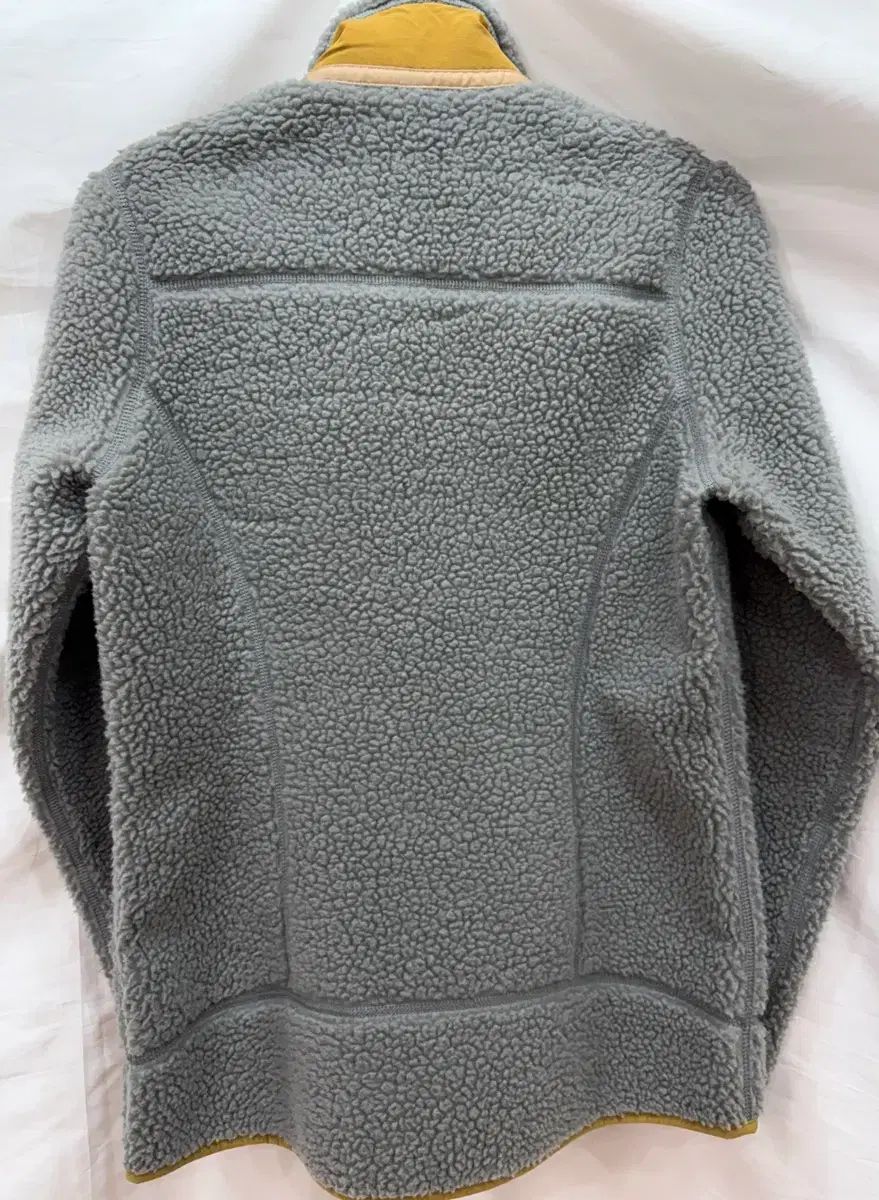 フリース グレー