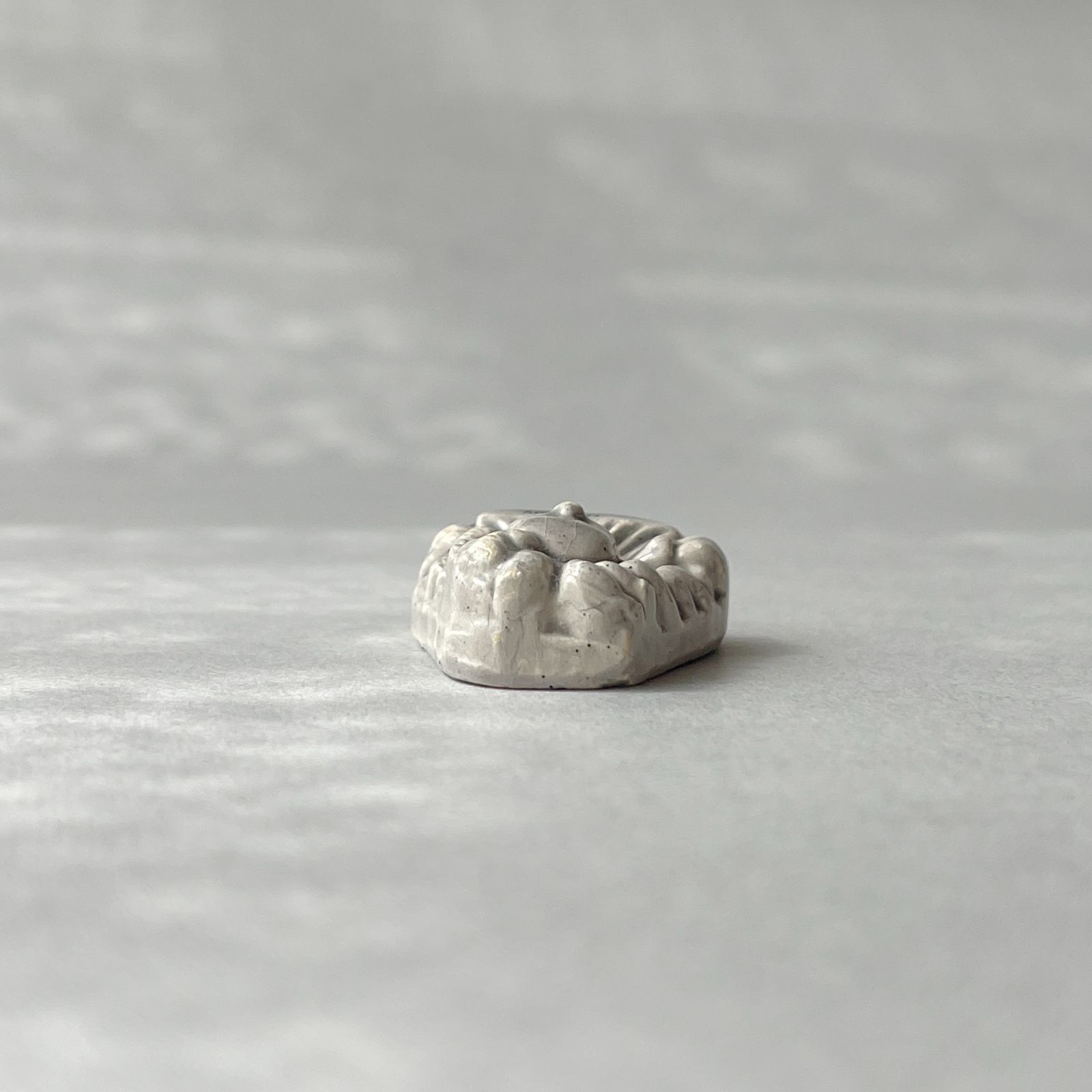 フェーヴ ルイ14世 フランス フェーブ ミニチュア陶器 - メルカリ