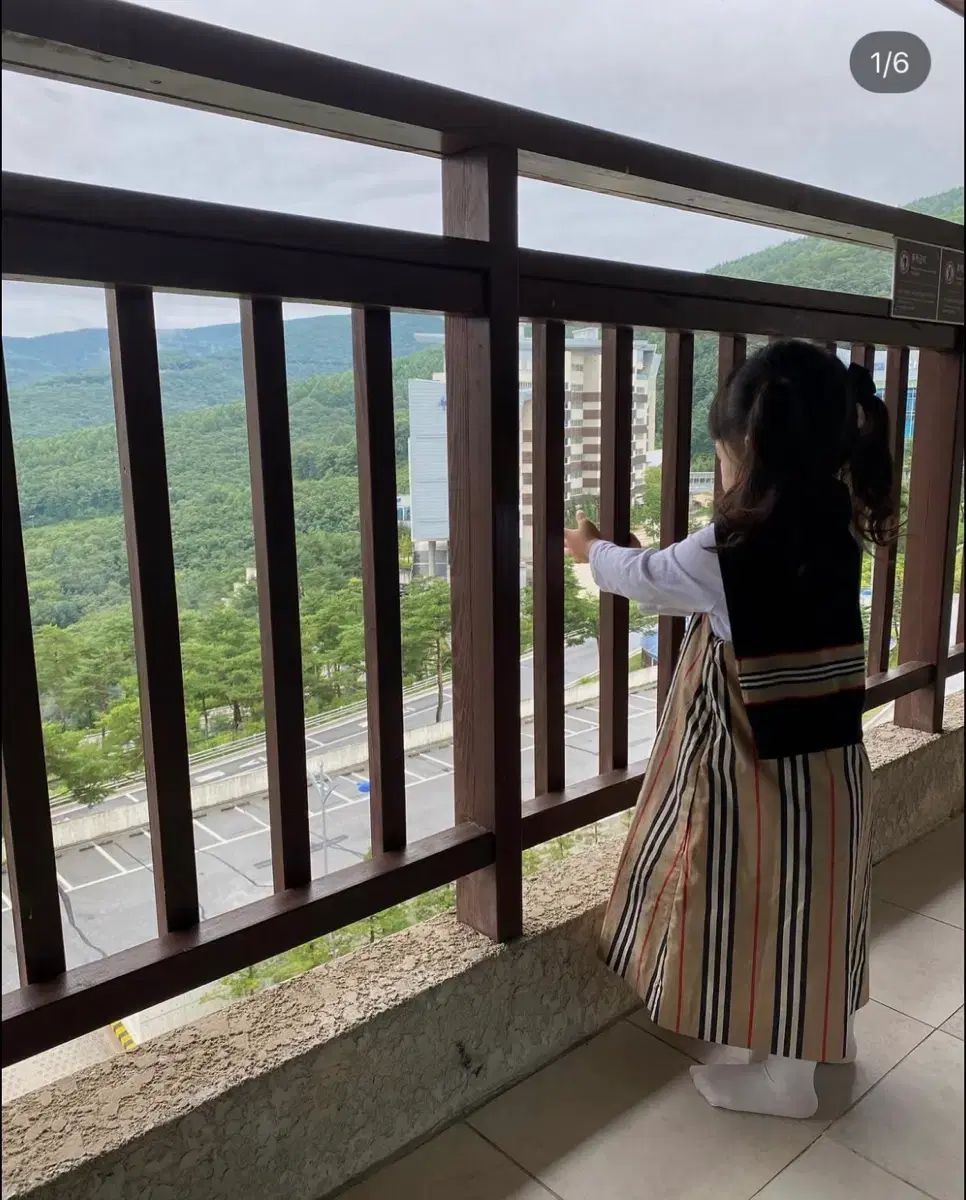 キッズ バーバリー ニット 100パーセント 6 y