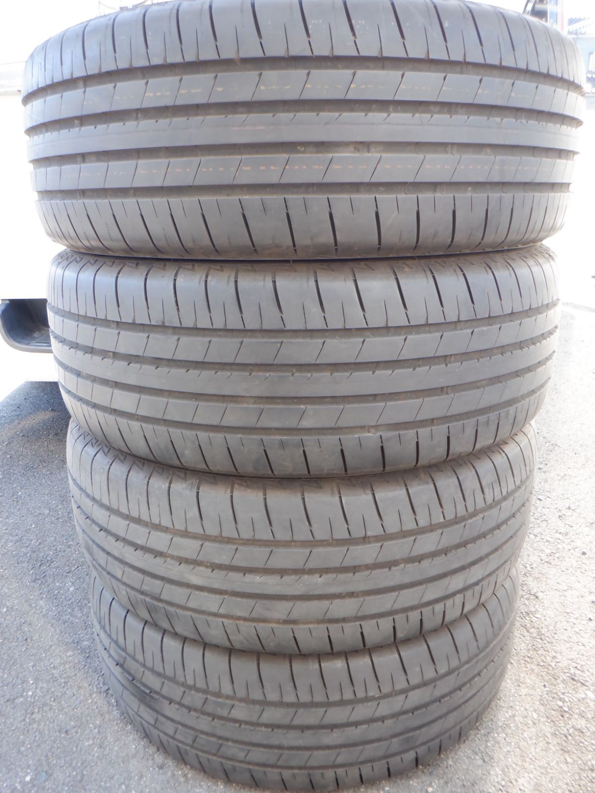 215 55 R 18 ４本 ブリヂストン トランザT 005 A 製 CX 30 ルノーキャプチャー ジープコンパスなどに