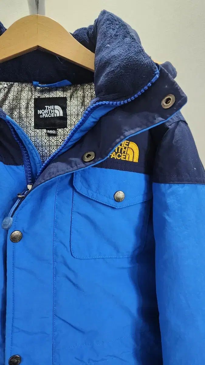THE NORTH FACE ザノースフェイス キッズ グースダウン ダウン アウター 140
