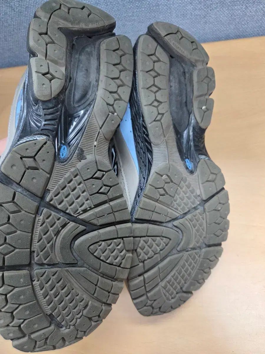  ニュー ンス ディネ댓 2002 26 5 cm 登山靴 トレッキングシューズ アウトドアシューズ