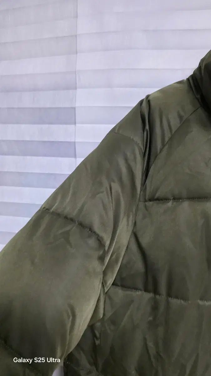 ユニセックス カーキ色 ダウン アウター