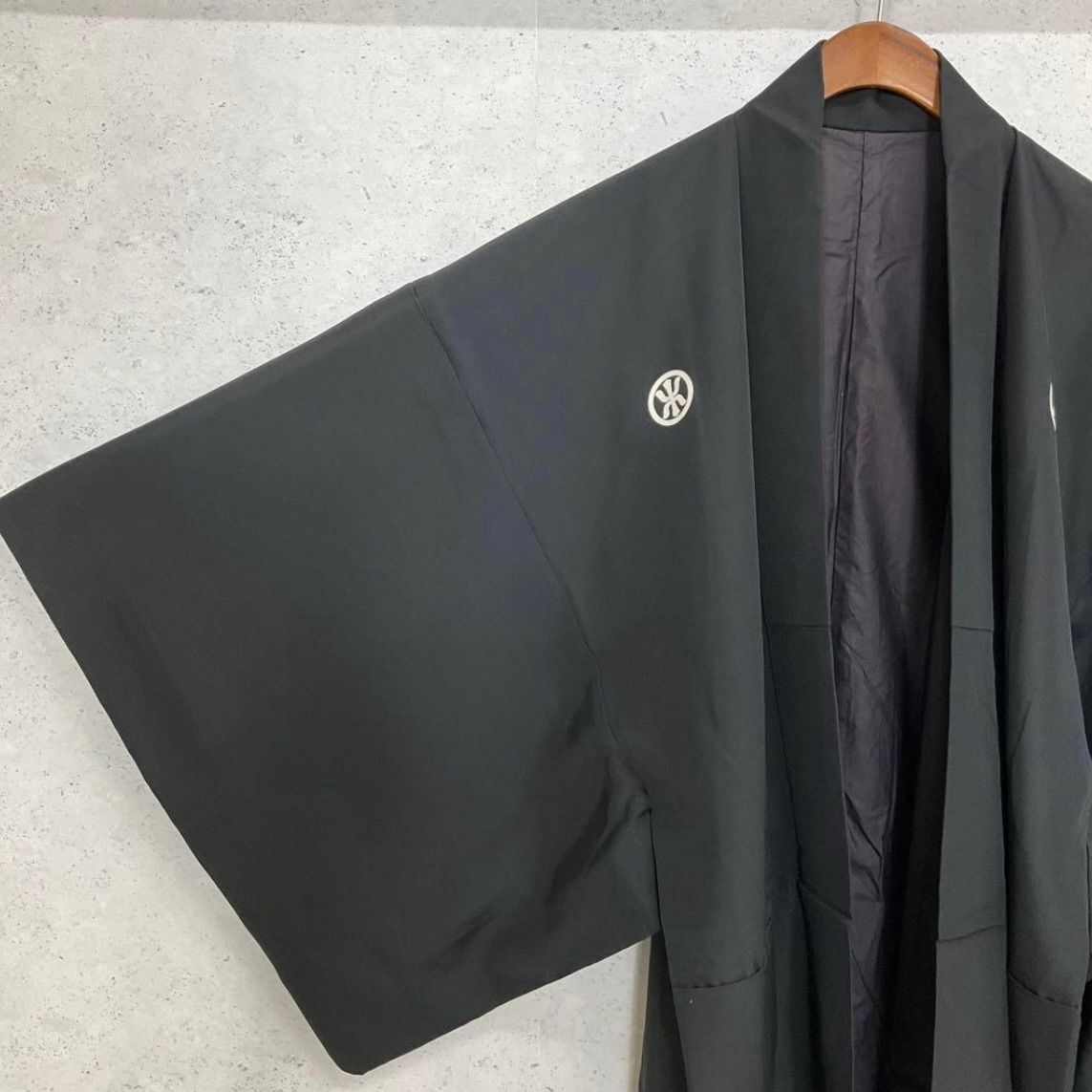 one⬛️男前屋⬛️男黒紋付⬛️アンサンブル⬛️男着物⬛️男羽織⬛️羽二重⬛️正絹⬛️五つ紋⬛️裄69