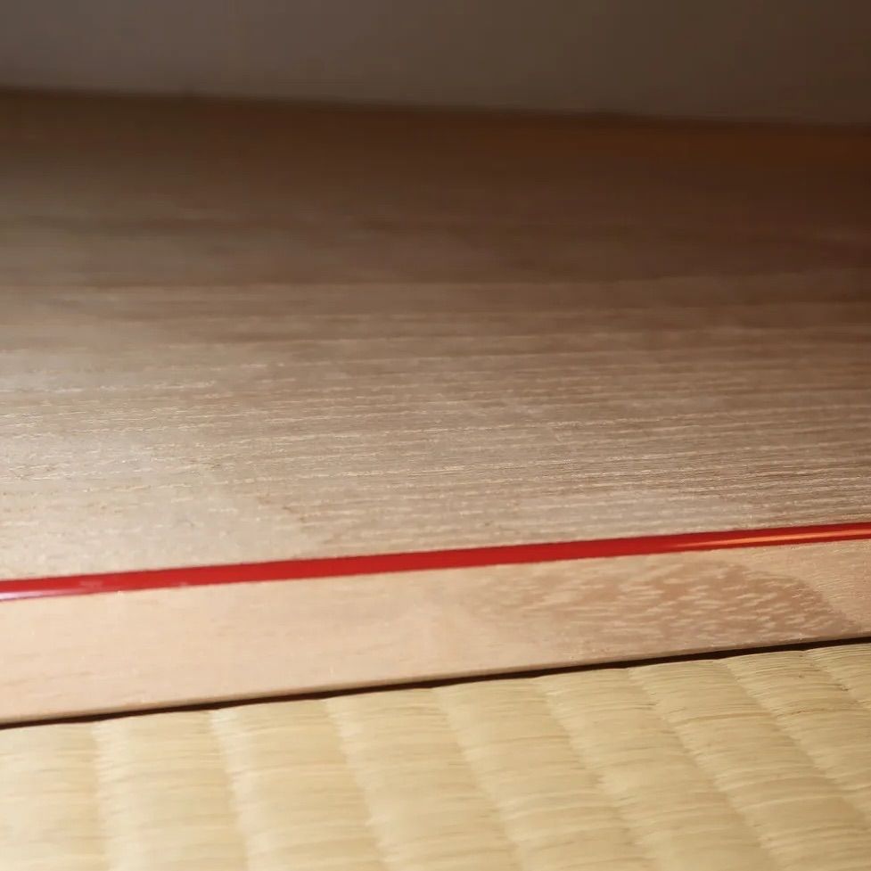 茶道具】一瀬小兵衛 即中斎好 面朱桐木地長板 風炉用 尋牛斎在判 表